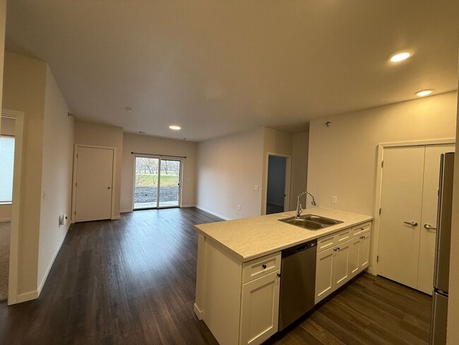 Building Photo - Northern Point Apartments Unit 1104-207