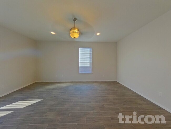 Photo - 5020 Caraway Dr