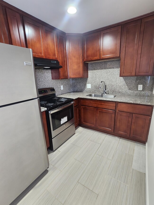 Photo - 5312 McBryde Ave Unit B