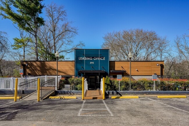 Post Ridge Apartments