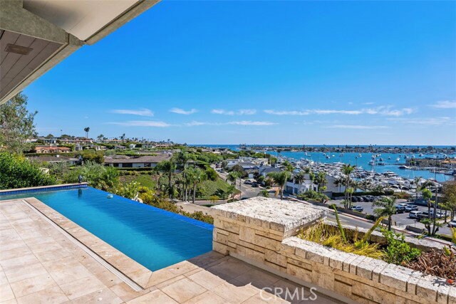 1535 Dolphin Terrace