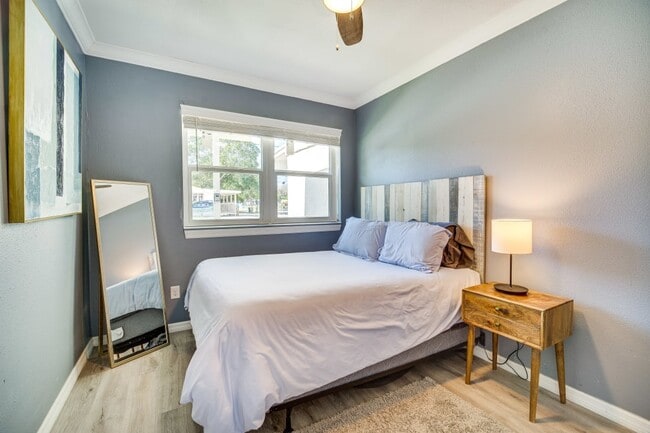 Photo - 1002 Brothers Ave.