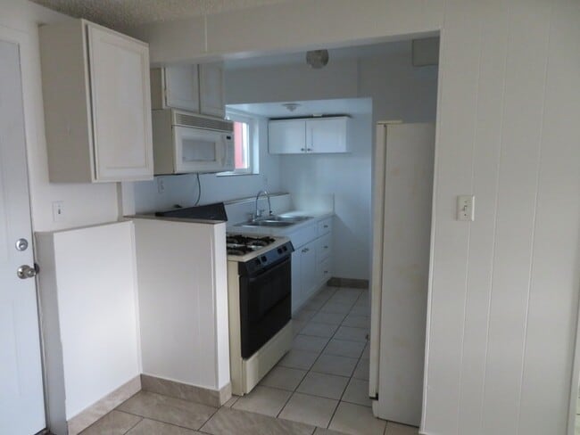 4166 W 3100 S