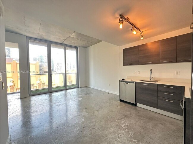 Photo - 151 SE 1st St Unit 1505