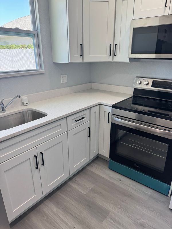 Photo - 803 E Cayuga St