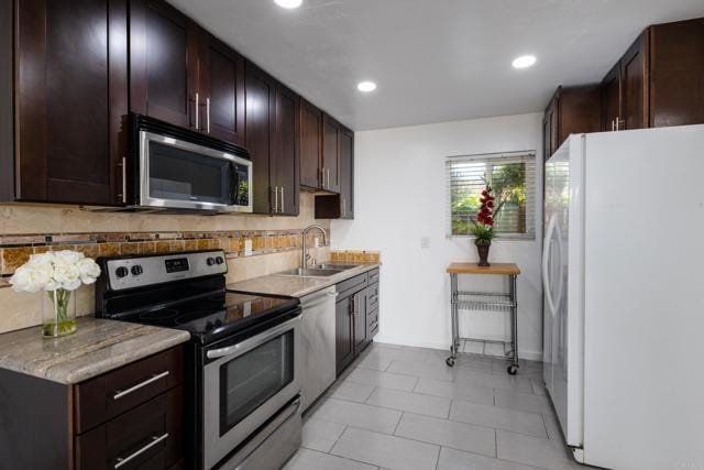 Photo - 212 Oceanside Blvd Unidad 8 Rental