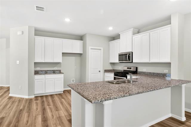 Photo - 736 Portina Dr