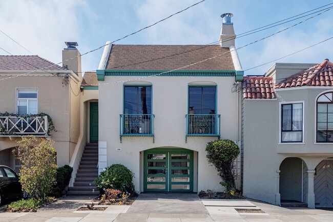 Photo - 1455 41st Ave