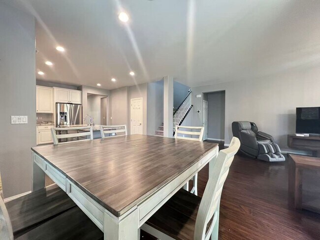 Photo - Beautifully upgraded house in Summerlin