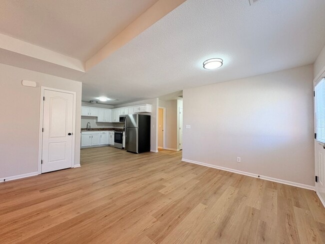 Photo - 118-122 SW Rock Garden St Unidad 122 Rock Garden