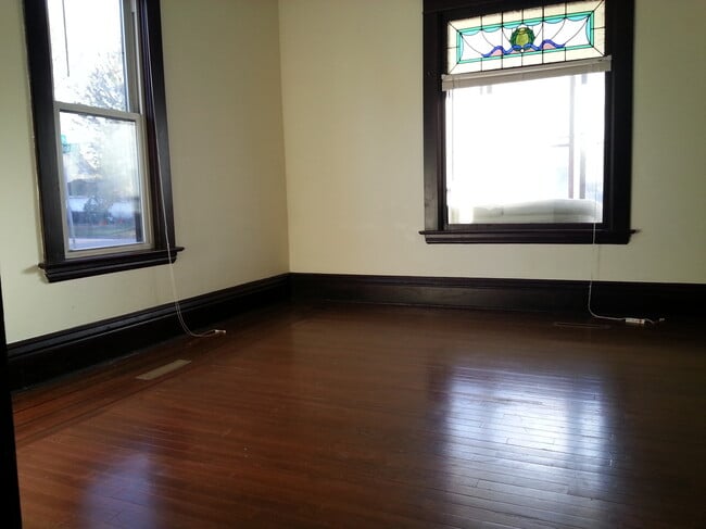 Photo - 1824 NE Taylor St Unidad Lower