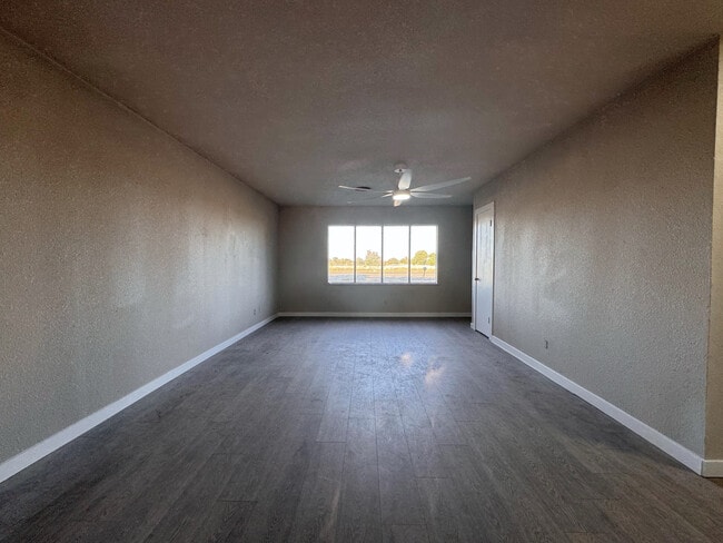 Photo - 1908 Inler Ave