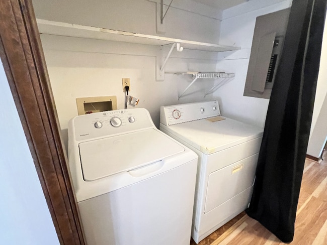 Photo - 11906 Lockett Ridge Pl