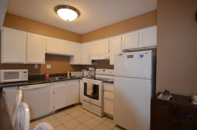 Photo - Warrior's Mark Condo!  Walk to town and on the bus route! Pet negotiable!