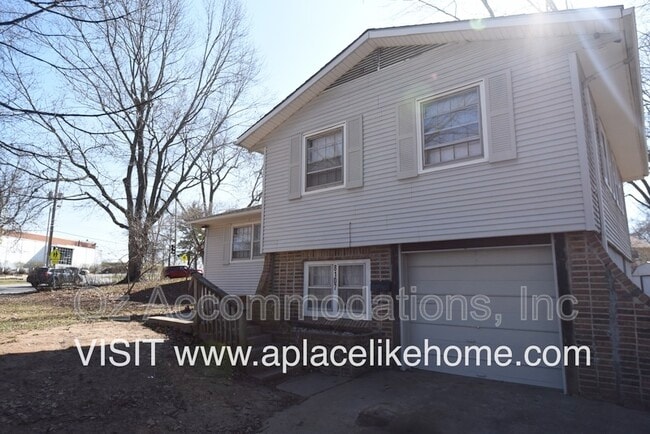 Photo - 8107 E 89 Terrace