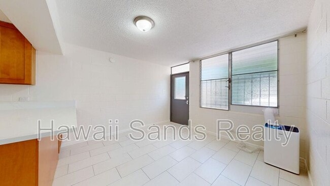 39 Hi?aloa St