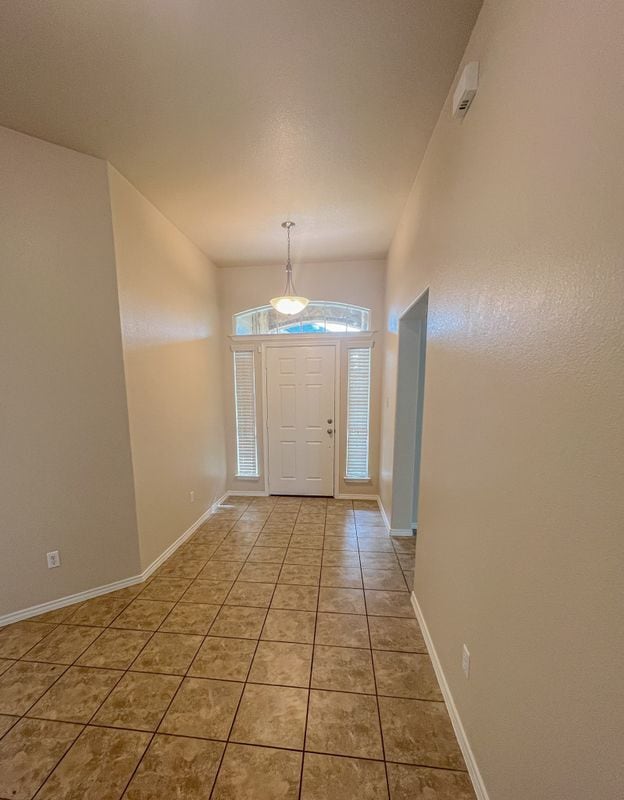 Photo - 248 Geode Ln