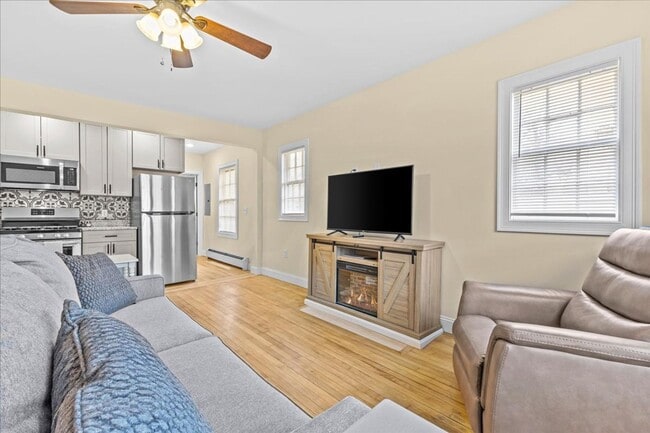 Photo - 416 Pearl St Unidad 46 Campus Ct - June 1st, 2026