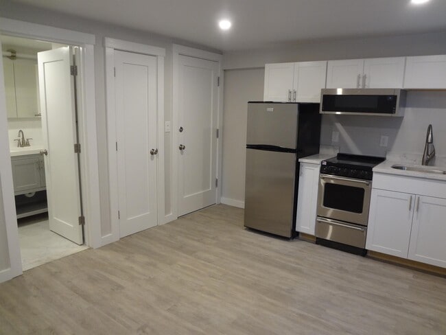 Photo - 15 Seaverns Ave