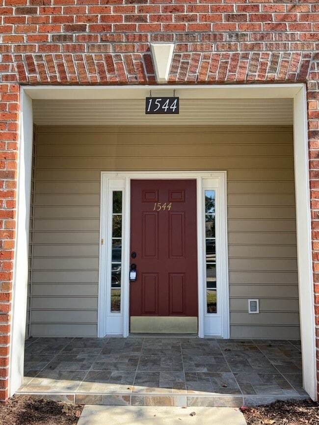 Photo - 1544 Oxborough Cir