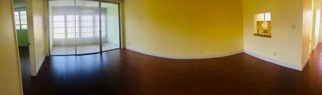 Photo - 6070 NW 64th Ave Unidad 204