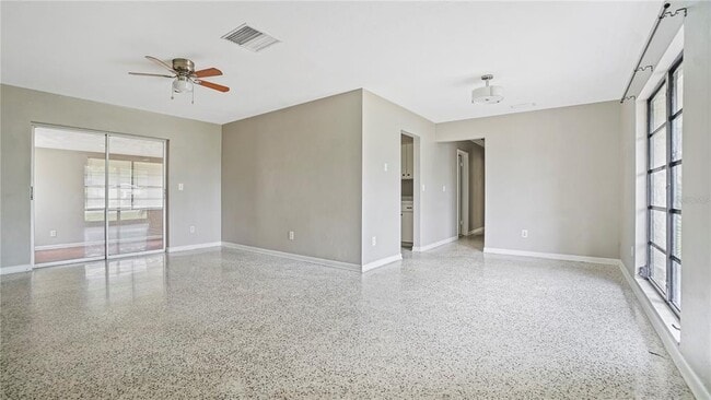 Photo - 1367 Gainesville Dr