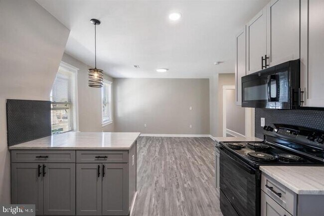 Photo - 3408 W Forest Park Ave Unidad 1ST FLOOR