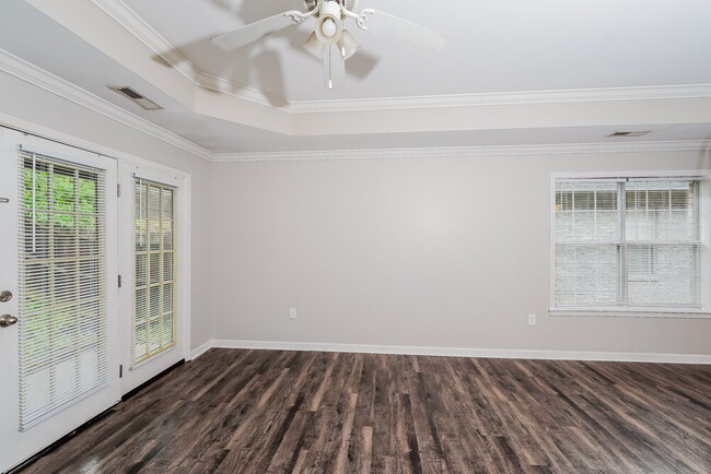 Photo - 99 Springdale Dr