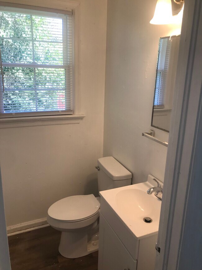 Photo - 1403 Hyman Ave