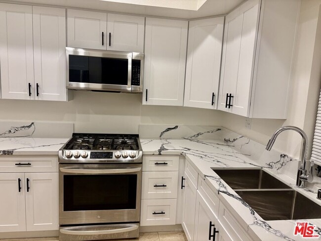 Photo - 5340 Wilkinson Ave Unidad 6