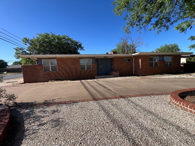 Photo - 1001 E Cardwell St Casa