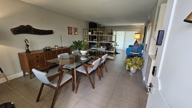 Photo - 1631 NE 114th St