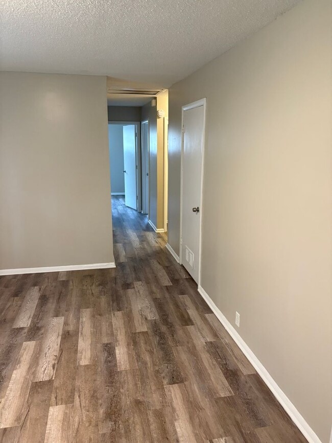 Photo - Large 3 bedroom house available