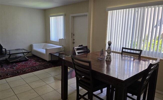 Photo - 611 Ponce de Leon Dr Unit 1