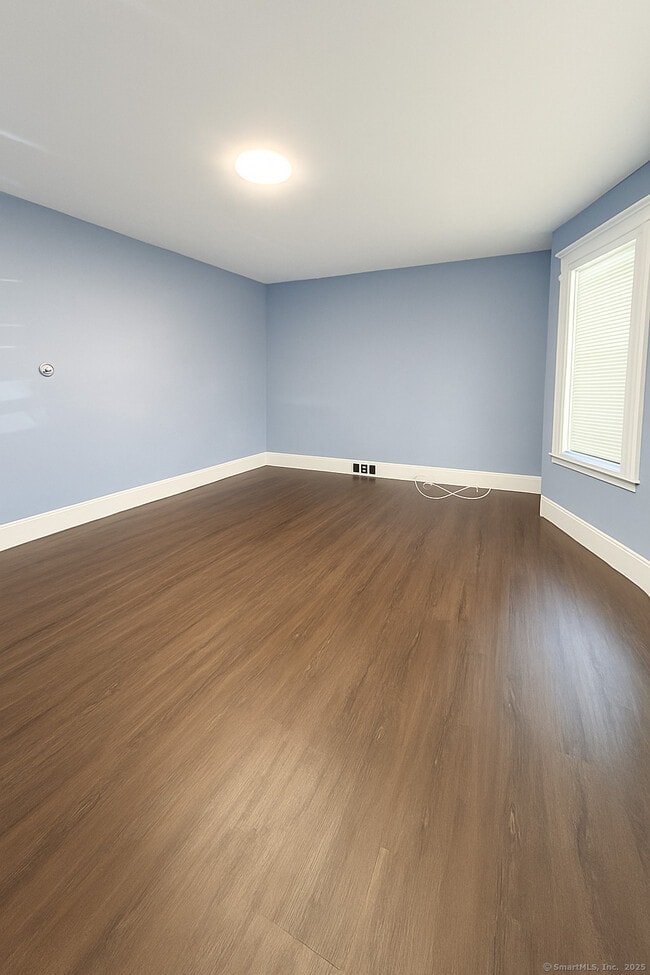 Photo - 167-169-169 Kent Ave