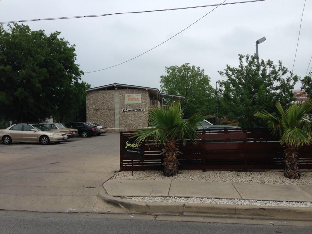 Photo - 820 Houston St Apartment Unit 206