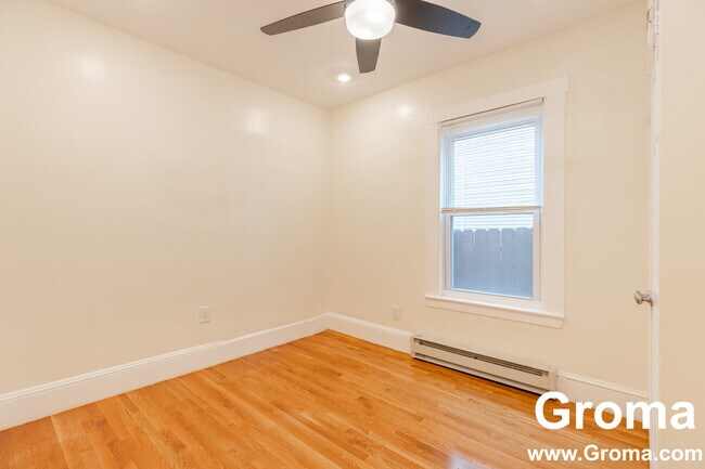 Photo - 4 Mark St Unit 3