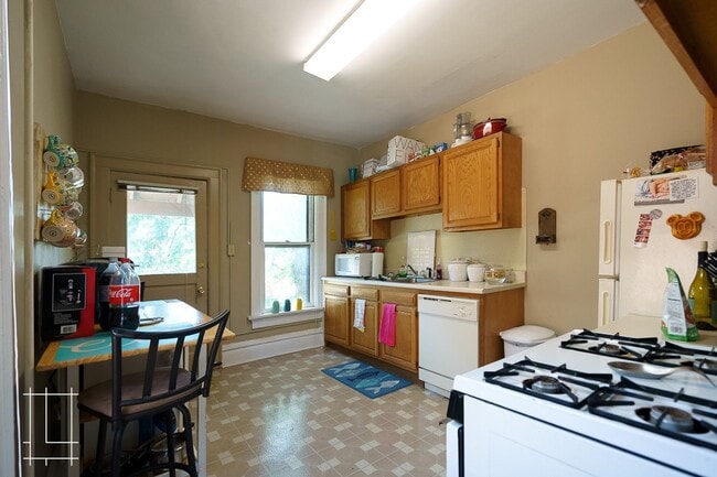 Photo - 229 W 1st Ave Unit 229 W. 1st Ave Apt. A