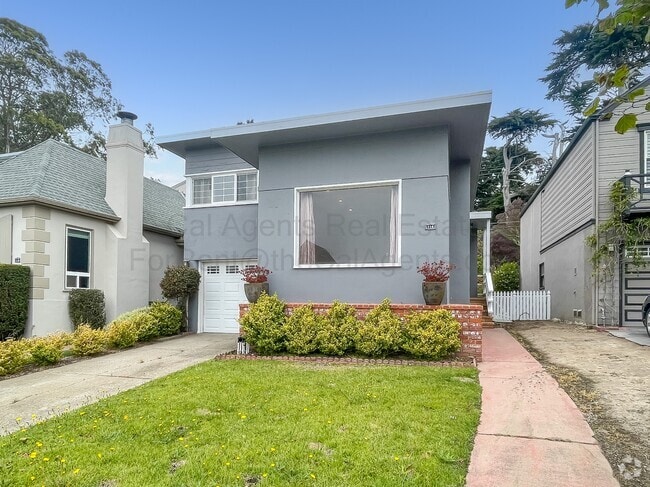 Building Photo - 114 Wilshire Ave Rental