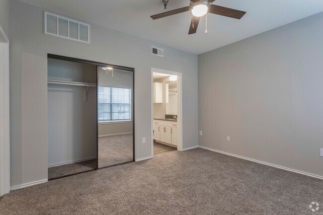 1HAB, 1BA - 584SF A1 - Habitación