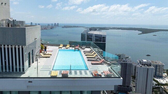 Photo - 1300 S Miami Ave Unidad 2208