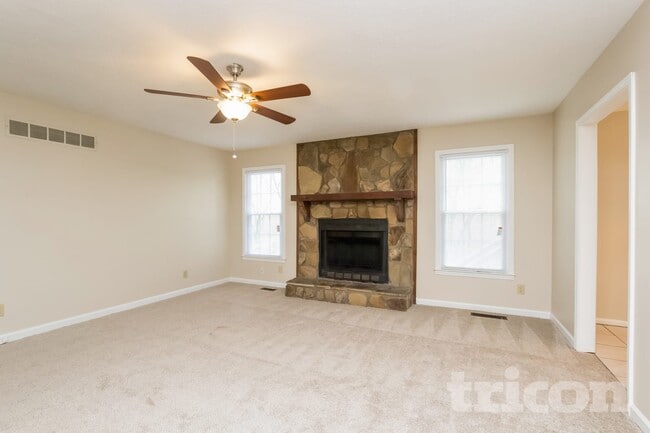 Photo - 234 Deerchase Dr