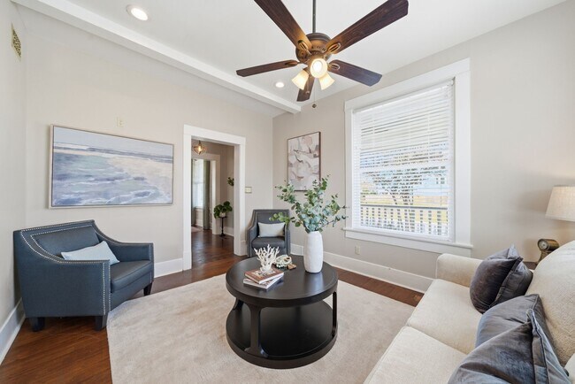 Photo - 1001 Avenue K