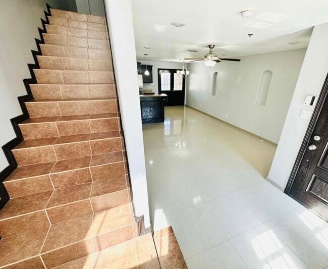 Photo - 1204 W Fig Ave Unit 4