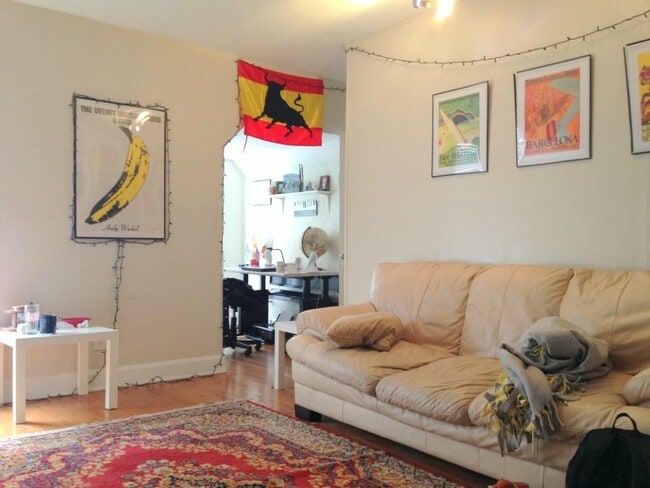 Photo - 906 W 22nd St Unit 3