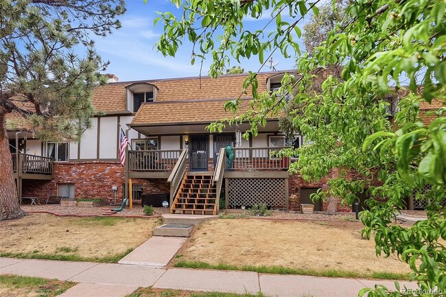 Building Photo - 2700 S Holly St Unit 208