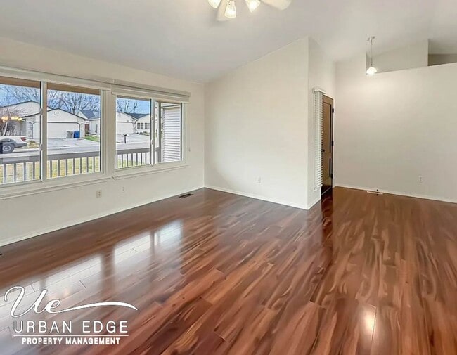 Photo - 3 Bed 2 Bath Home off Garrity - All landscaping included