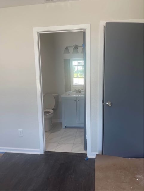 Photo - 3103 E Ledbetter Dr