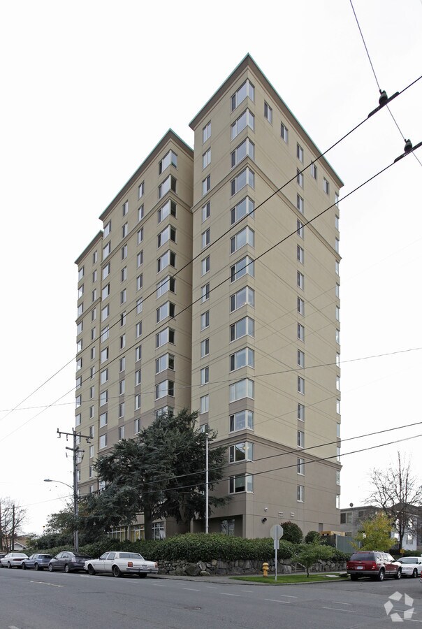 Photo - Beacon Tower
