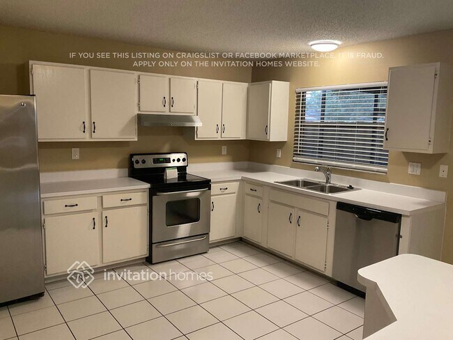 Photo - 11006 62nd St N